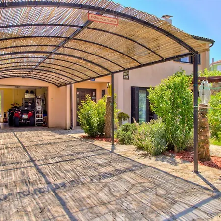 Dolce Ferienhaus Premantura